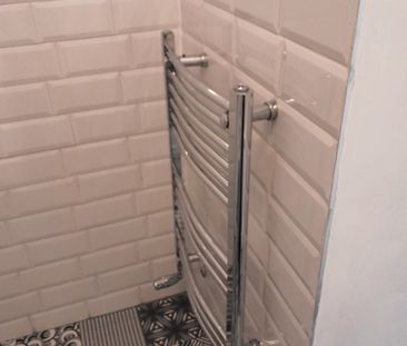 1 Bed Flat, Southwark Park Road, SE16 - Photo 3