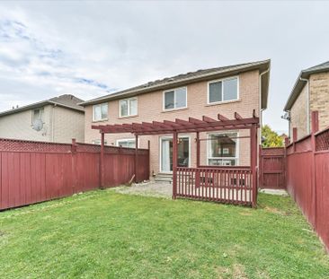 For Lease - 3956 Bentridge Road, Mississauga, Ontario - Photo 4