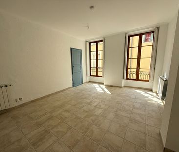 Location appartement 3 pièces, 55.64m², Nîmes - Photo 2