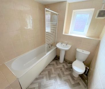 Waterloo Road, Preston - Photo 4