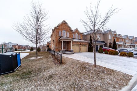 Detached Home For Lease | E8090648 - Photo 4