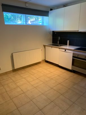 Grönvretsvägen, Järfälla - Photo 1