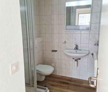 Appartement 2,5 pièces avec cuisine neuve - Foto 2