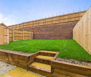 3 bedroom end of terrace house to rent - Photo 4