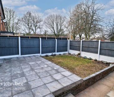 1 bedroom in a house share to rent - Photo 6