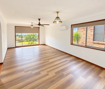 CENTRALLY LOCATED BEAUTY - Photo 2