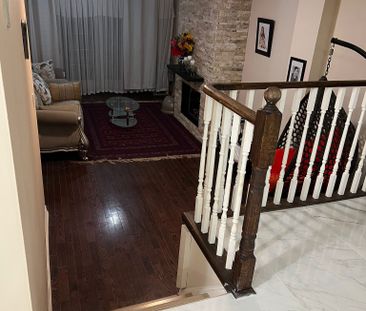 For Lease - 671 Adelaide Avenue, Oshawa, Ontario - Photo 4