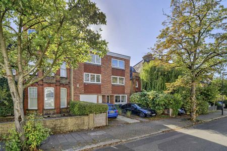 4 bedroom terraced house to rent - Photo 5