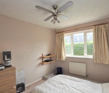 4 bedroom detached house to rent - Photo 6