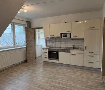 DACHGESCHOSSWOHNUNG MIT GEMEINSCHAFTSGARTEN IN AUSGEZEICHNETER WOHN... - Photo 1
