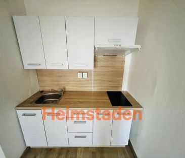 Pronájem bytu 1+kk 28 m - Fotografie 5