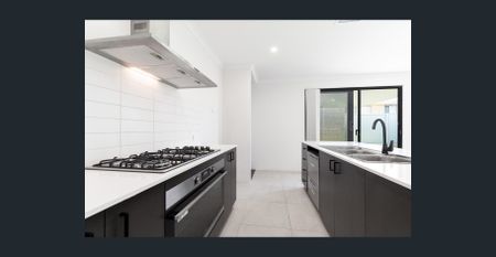 Charming 3x2 Plus Study with Modern Comforts - Photo 3