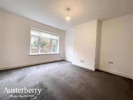 2 bedroom semi-detached house to rent - Photo 4