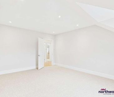 Hurst Road, Upperton, Eastbourne, BN21 - Photo 3