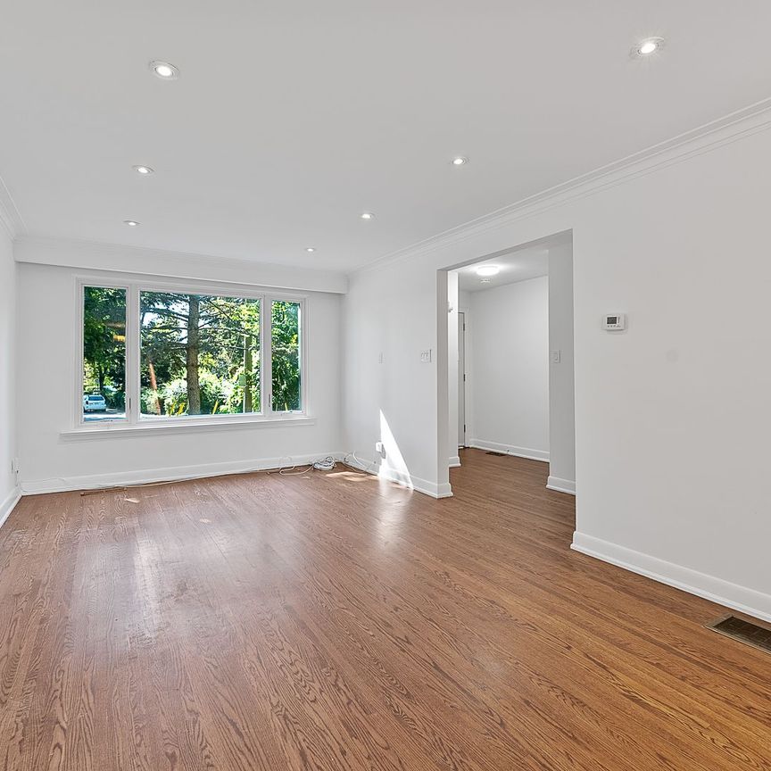 For Lease - 60 Juliana Court, Toronto, Ontario - Photo 1