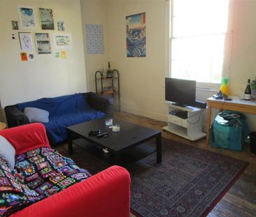 6 bedroom terraced house to rent - Photo 3