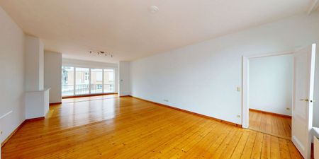 Appartement te huur in Antwerpen voor € 1.950 met 1 slaapkamer - Photo 3