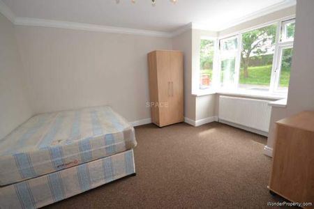 4 bedroom property to rent in Reading - Photo 2