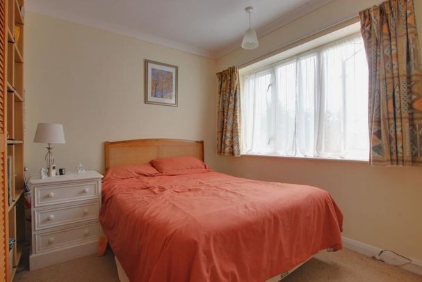 4 bedroom detached house to rent - Photo 1