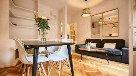 Piso de alquiler en N/a, Almagro - Photo 3