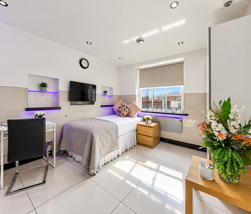 Studio to rent - Photo 1