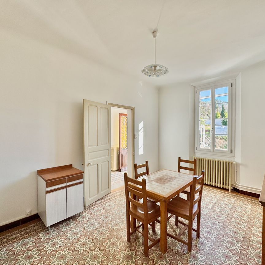 Location Maison 3 pièces 111m² VAISON LA ROMAINE 84110 - Photo 1