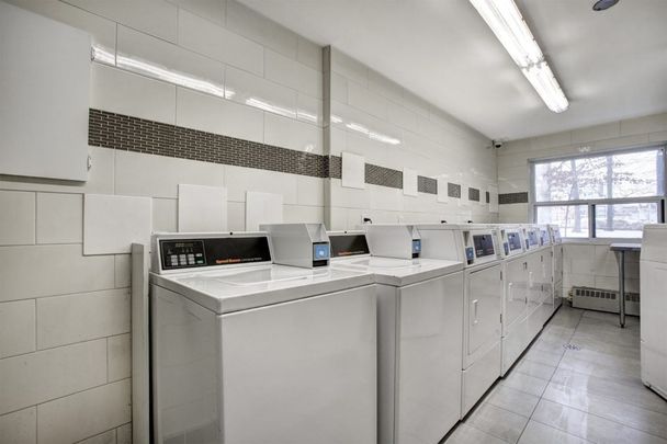 Silver Spear Apartments - Photo 1