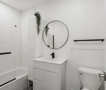 1570 Av. des Pins O., #B - Photo 4