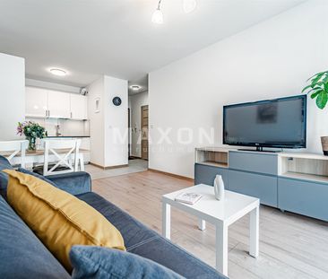 Piękne mieszkanie z balkonem, garażem i komórką - Zdjęcie 2