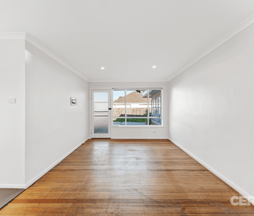 Modern & Low-Maintenance Living in Sunshine West - Photo 2