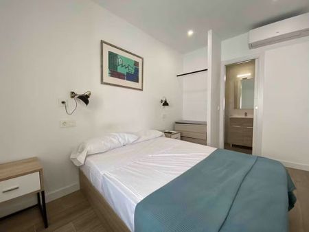 Calle de Tetuán, Madrid, Community of Madrid 28013 - Photo 2