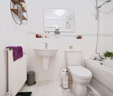 Caxton Court, Burton-on-Trent, DE14 - Photo 4