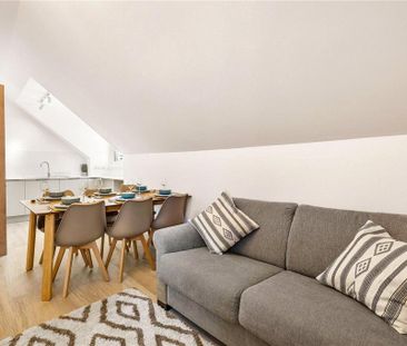 3 bedroom apartment to rent - Photo 1