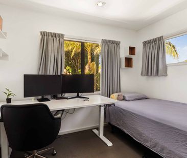 Low Maintenance Family Home - Photo 5