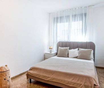 2 room luxury Flat for rent in Valencia - Photo 4