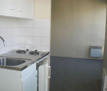 Location Appartement 1 pièce 28m² ORLEANS 45000 - Photo 1