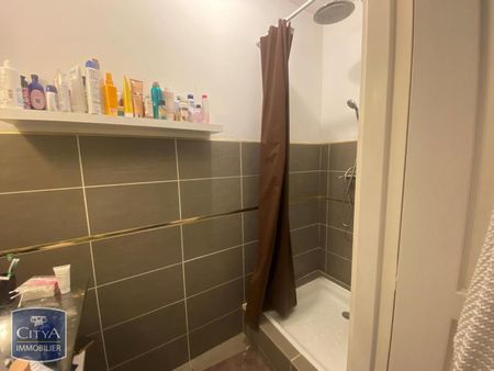 Location Maison 5 pièces 131m² LA SALINE 97422 - Photo 5