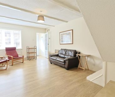 2 bedroom Student Terraced House to rent in Windmill Court, Newcast... - Photo 2