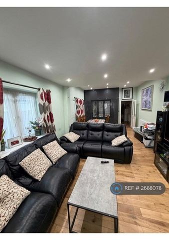 2 bedroom maisonette to rent - Photo 4