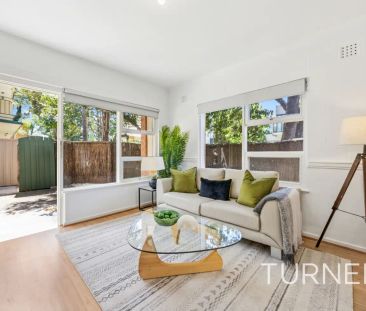 “Stylish & Convenient Living in heart of Norwood” - Photo 4