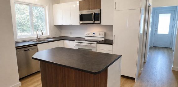 Logement a louer 5 1/2 (Salaberry-de-Valleyfield) - Photo 2