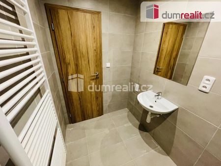 Pronájem bytu 2+kk 40 m2 - Фото 5