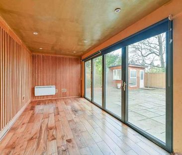 Parklands Way, Worcester, KT4 - Photo 3