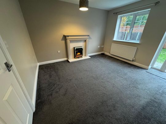 Mouse Lane, Kidderminster - Photo 1