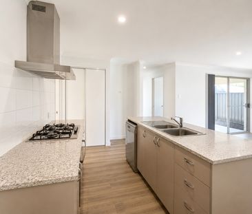 47 Wandsworth Avenue, Brabham WA 6055 - House For Rent | Domain - Photo 1