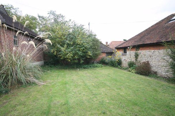 1 bedroom house to rent - Photo 1