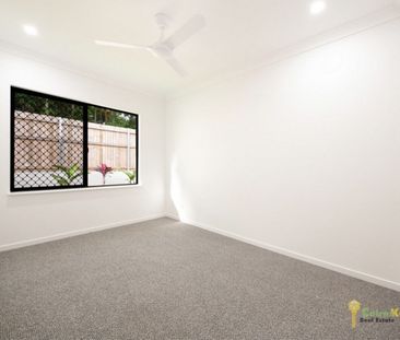 NEAR NEW Feel Good Stunning Family Home in Prime Suburb!! - Photo 2