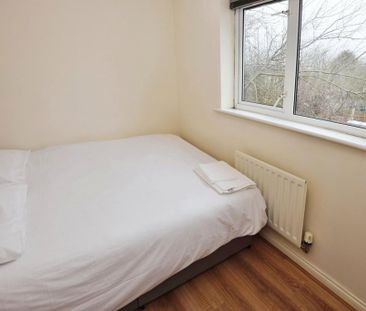 3 bedroom semi-detached house to rent - Photo 4