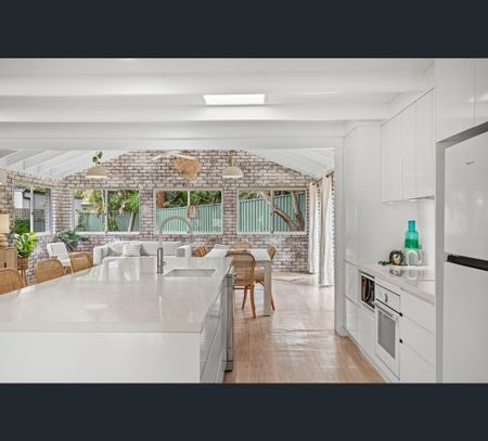 6 Crystal Street, Forresters Beach, NSW 2260 - Photo 2