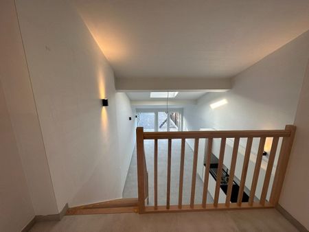 Volledig vernieuwde woning met 2 slaapkamers - Photo 5